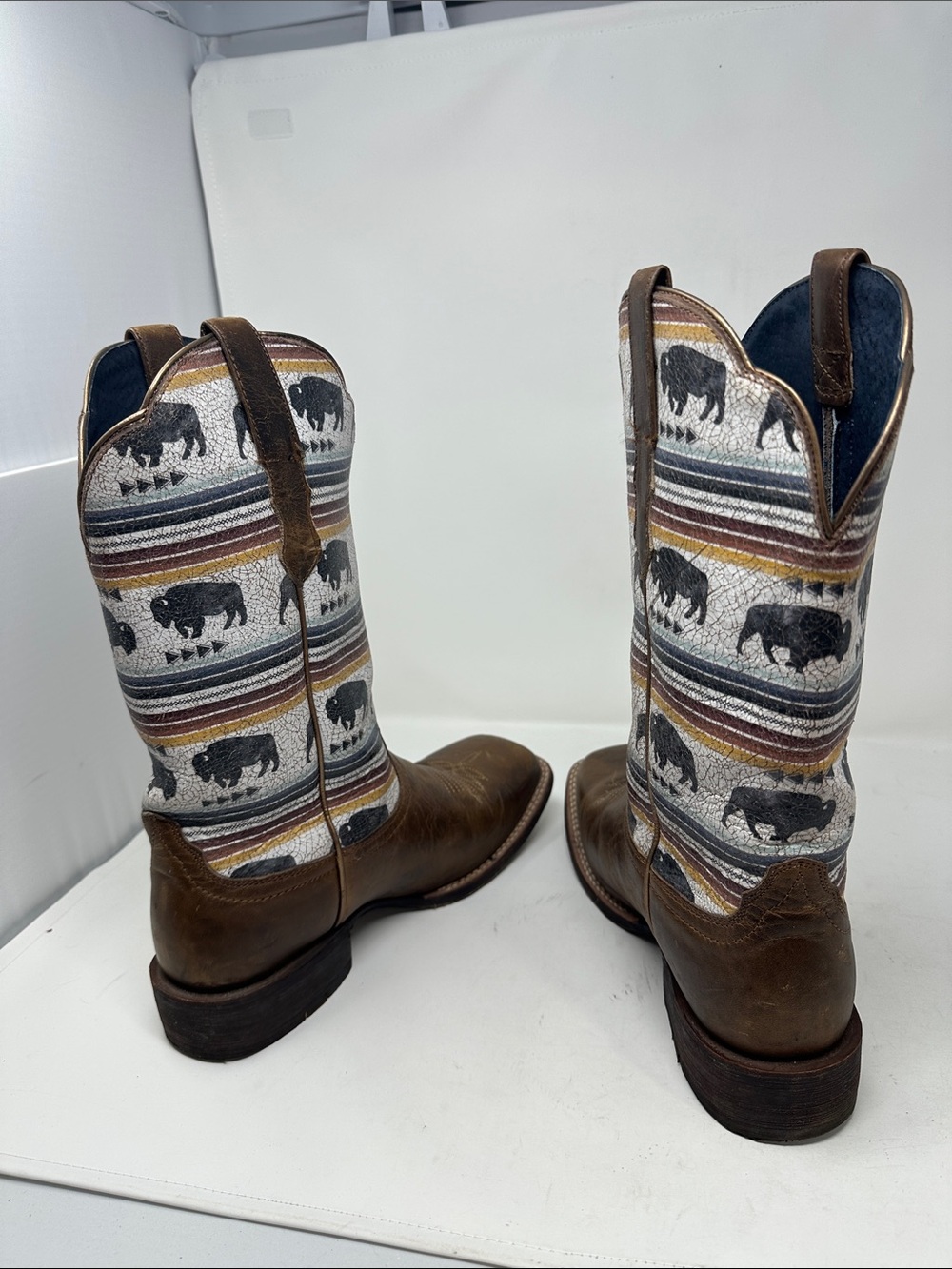 Ariat Boots Size 10B - Picture 4 of 7